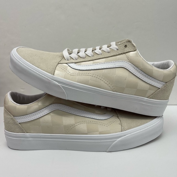 Vans Men’s Old Skool
Satin Checkerboard Turtle Sneakers 
VN000D5NDJR - Picture 14 of 16